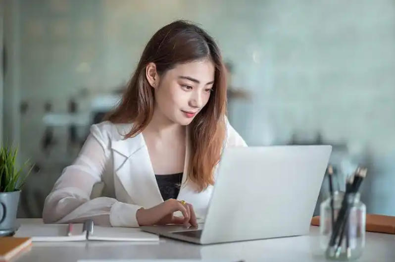 浙江华乐电子有限公司轮播图1